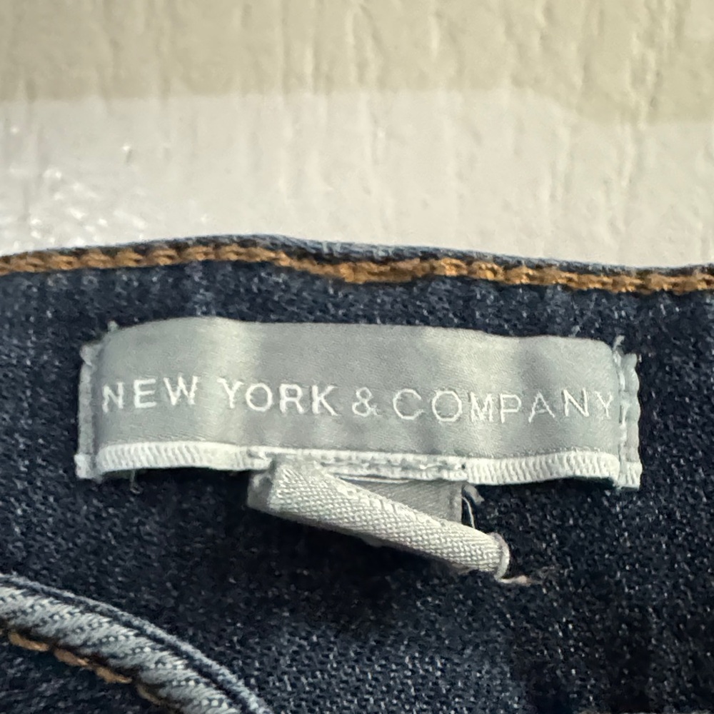 New York & Company Size 6 Women’s Jeans EUC - Picture 2 of 7